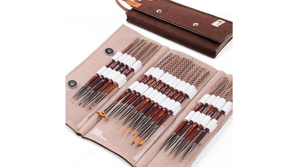 miniature model paint brushes