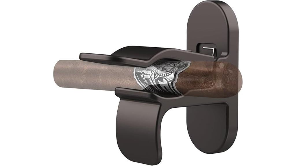 magnetic cigar holder with pads
