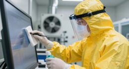 safety measures during screen cleaning