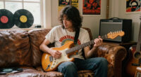 11 Best Jimi Hendrix Shirts in 2026